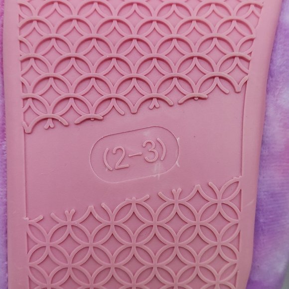ORIGINAL Squishmallows UNICORN Girl's Rubber Sole Slippers - NWT - Size 2-3 - Picture 10 of 11